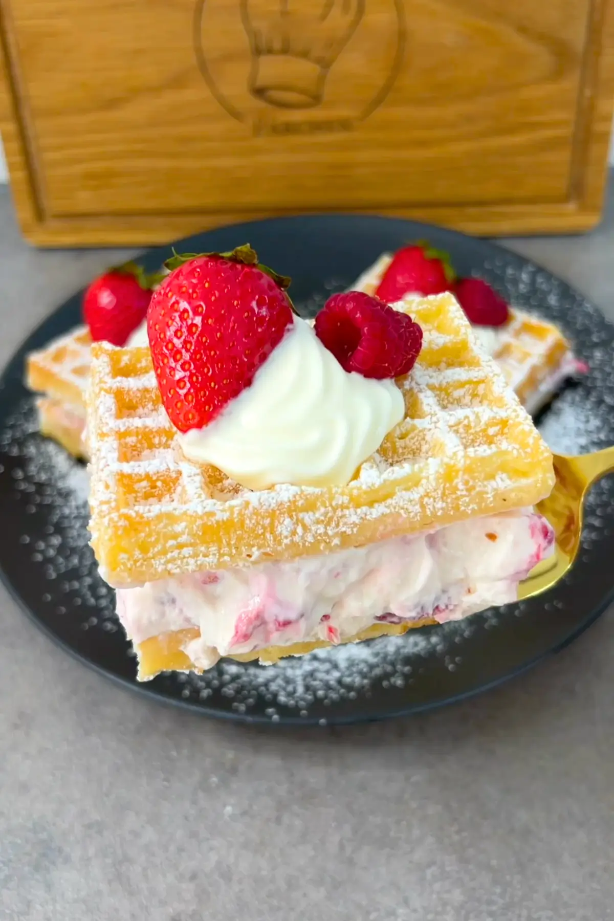 no-bake-waffelkuchen-erdbeere