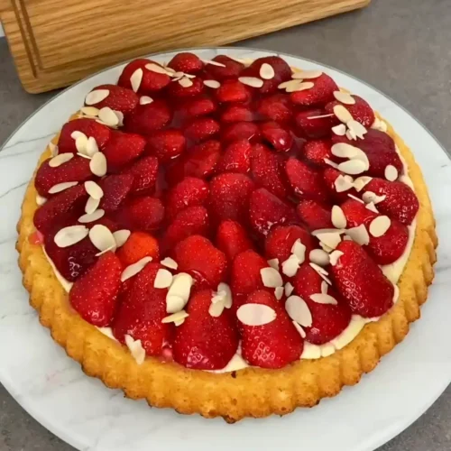 Erdbeerkuchen mit Vanillepudding
