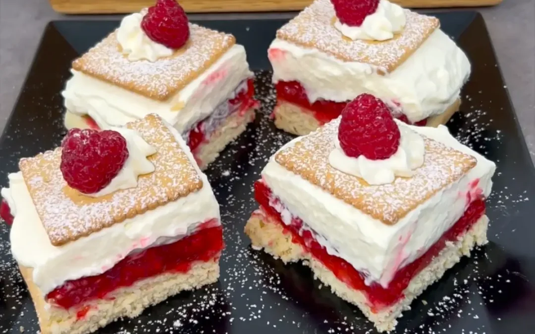 Himbeer-Butterkeks-Kuchen