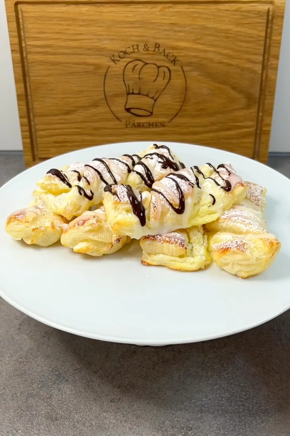 rezept-quarkstangen-aus-blaetterteig