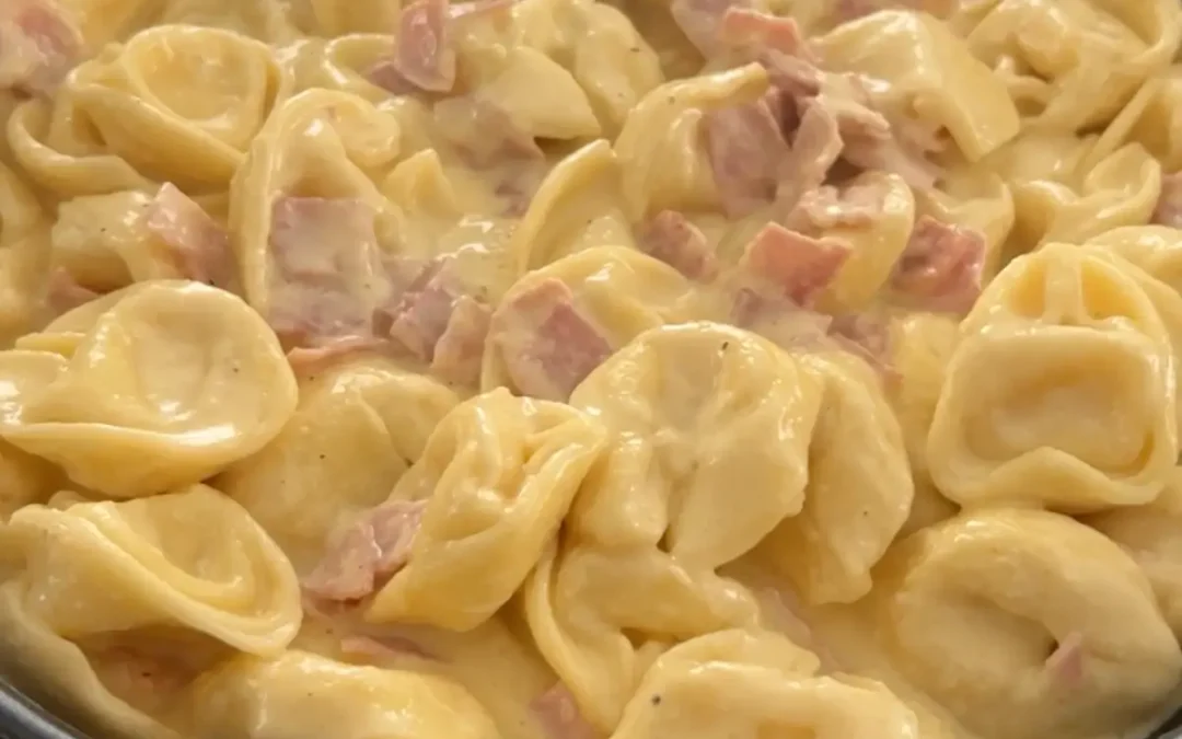 Tortellinipfanne mit Käse-Sahnesoße