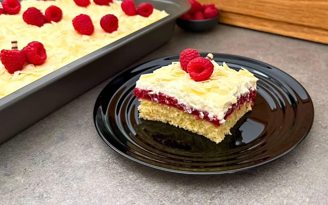 Frau Holle Kuchen mit Himbeeren
